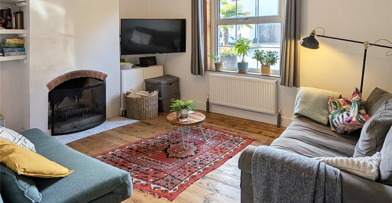 2 bedroom house for sale in Crockenhill | Robinson Jackson