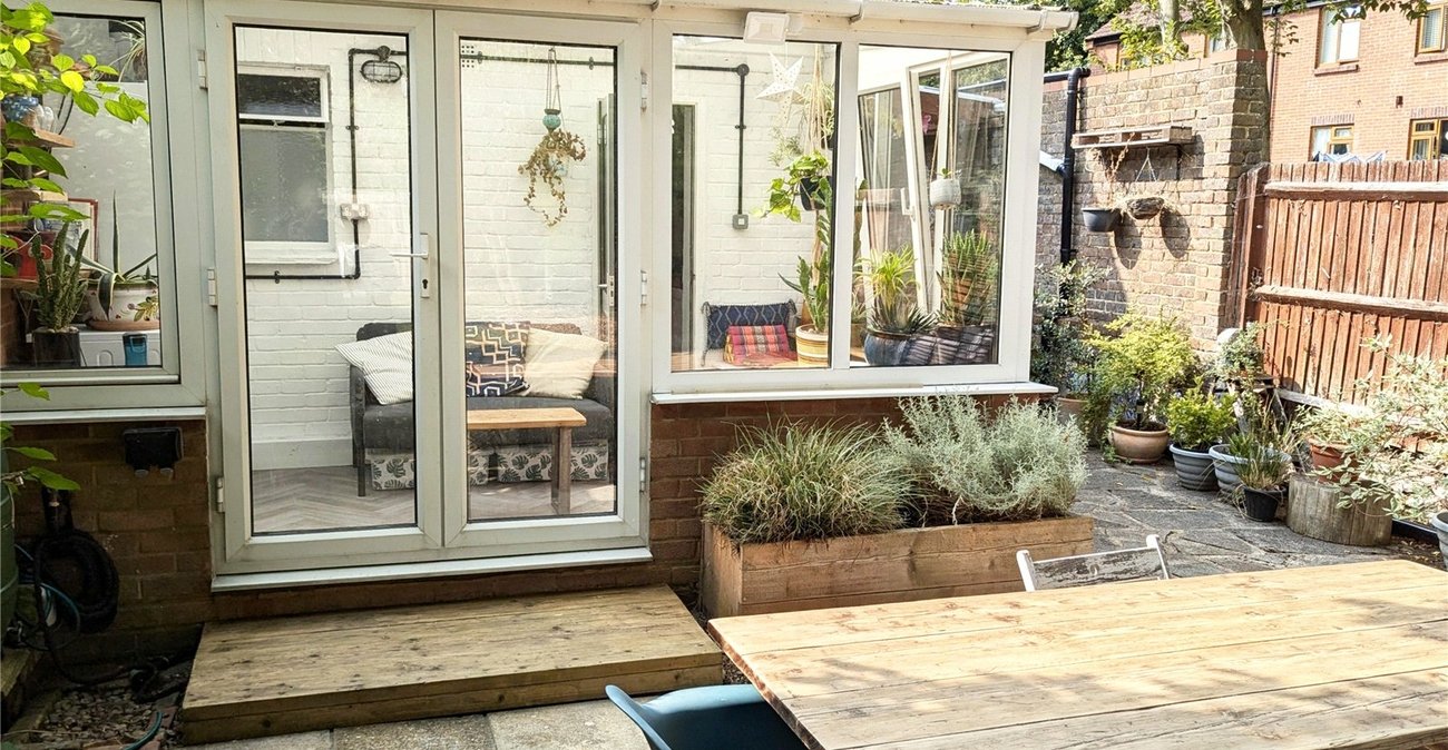 2 bedroom house for sale in Crockenhill | Robinson Jackson