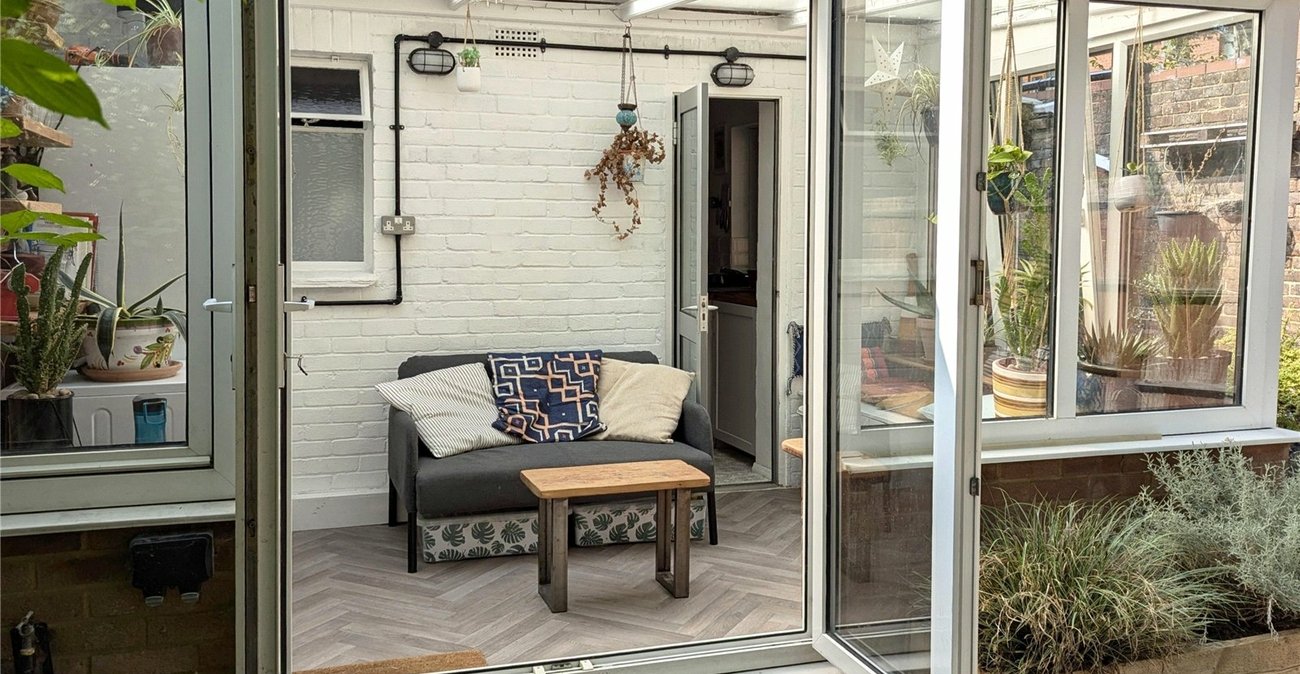 2 bedroom house for sale in Crockenhill | Robinson Jackson