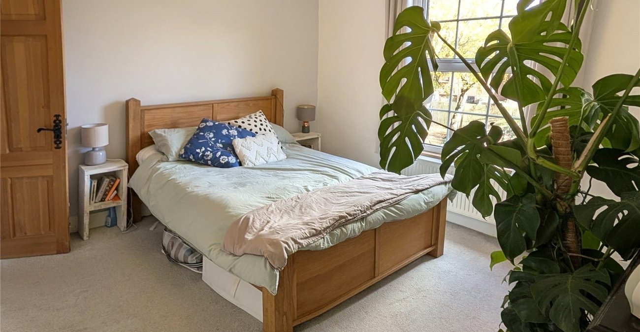 2 bedroom house for sale in Crockenhill | Robinson Jackson