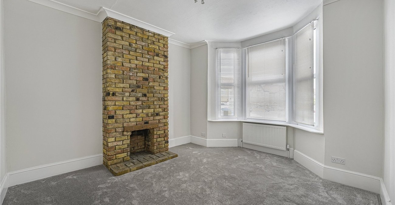 3 bedroom house for sale in Dartford | Robinson Jackson