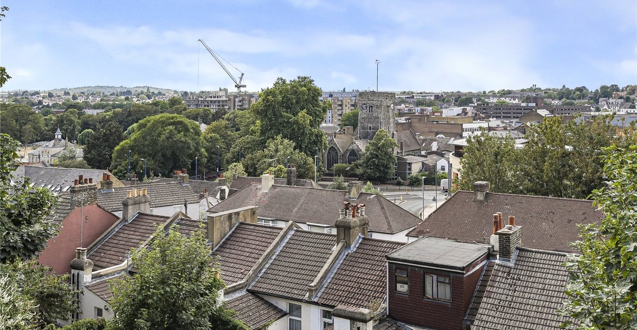 3 bedroom house for sale in Dartford | Robinson Jackson