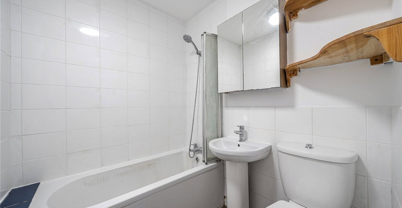 1 bedroom property for sale in Forest Hill | Robinson Jackson