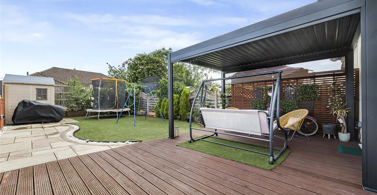 3 bedroom house for sale in Welling | Robinson Jackson