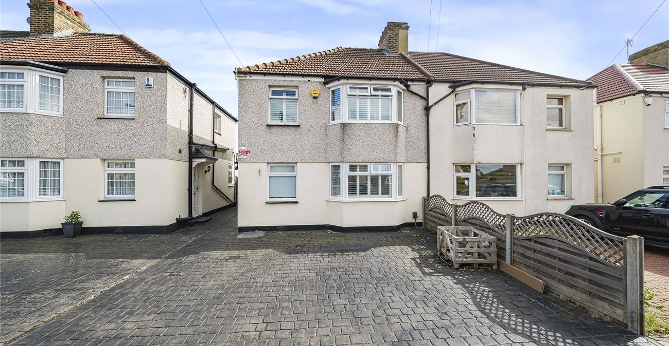 3 bedroom house for sale in Welling | Robinson Jackson
