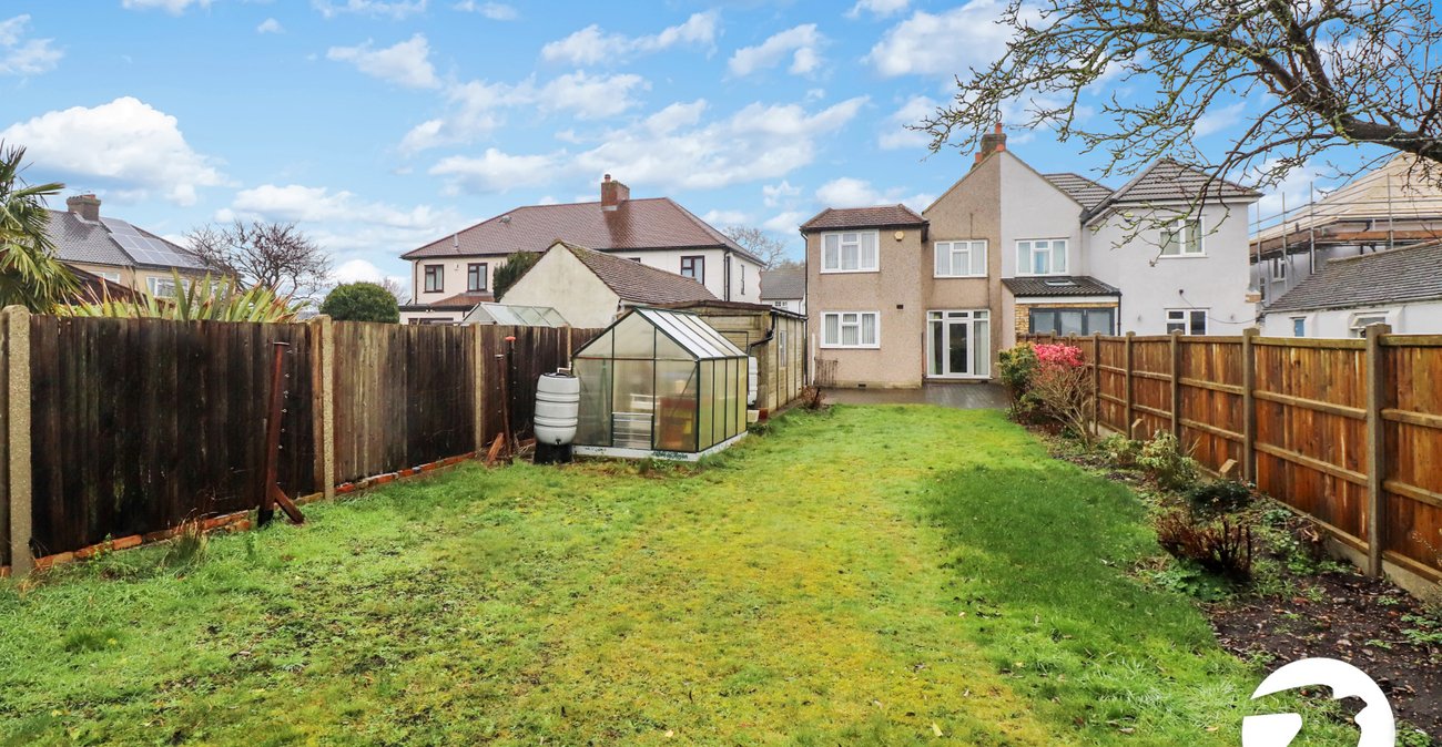4 bedroom house for sale in Upper Abbey Wood | Robinson Jackson