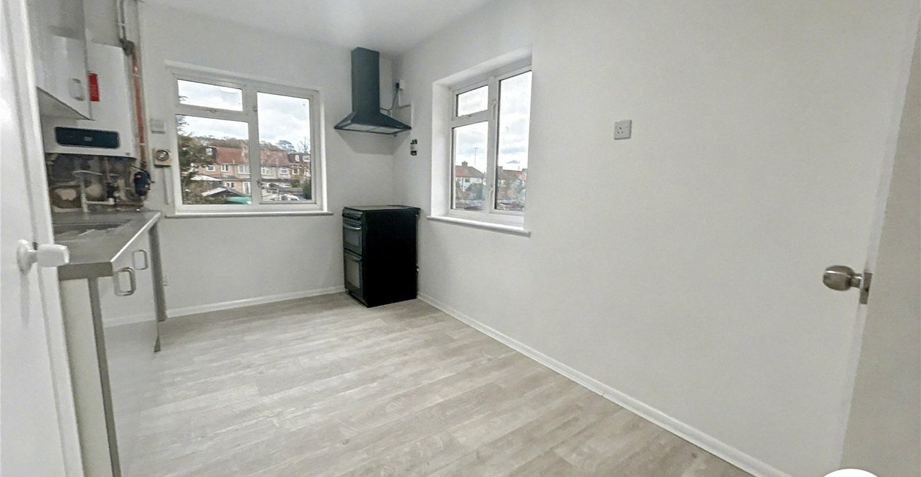 2 bedroom property to rent in Sidcup | Robinson Jackson