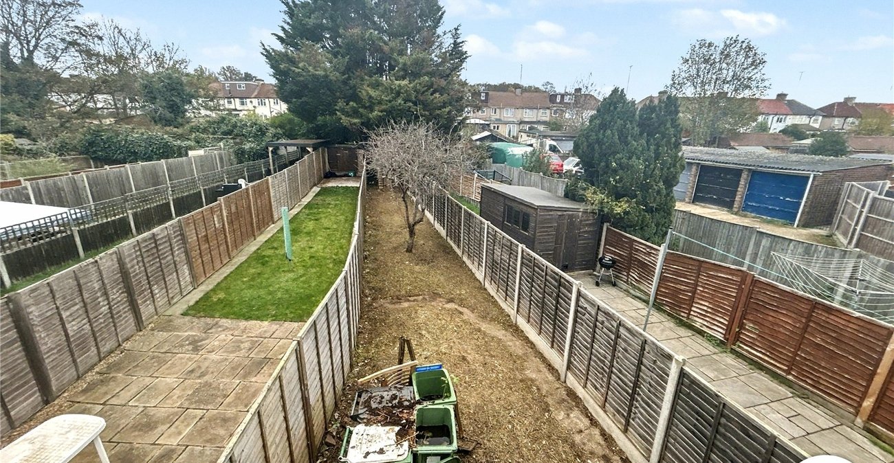 2 bedroom property to rent in Sidcup | Robinson Jackson