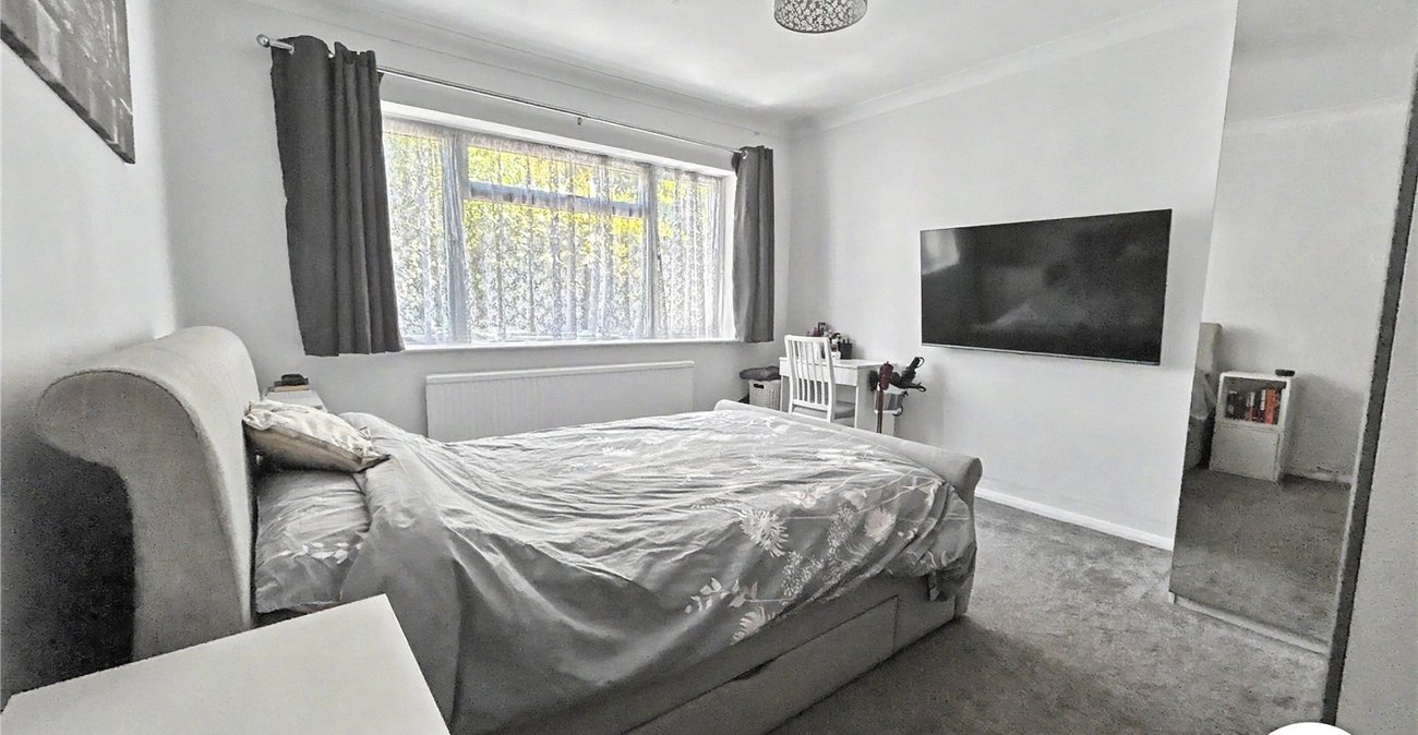 2 bedroom property for sale in Sidcup | Robinson Jackson