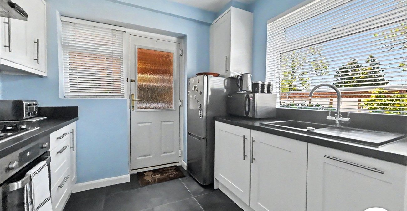 2 bedroom property for sale in Sidcup | Robinson Jackson