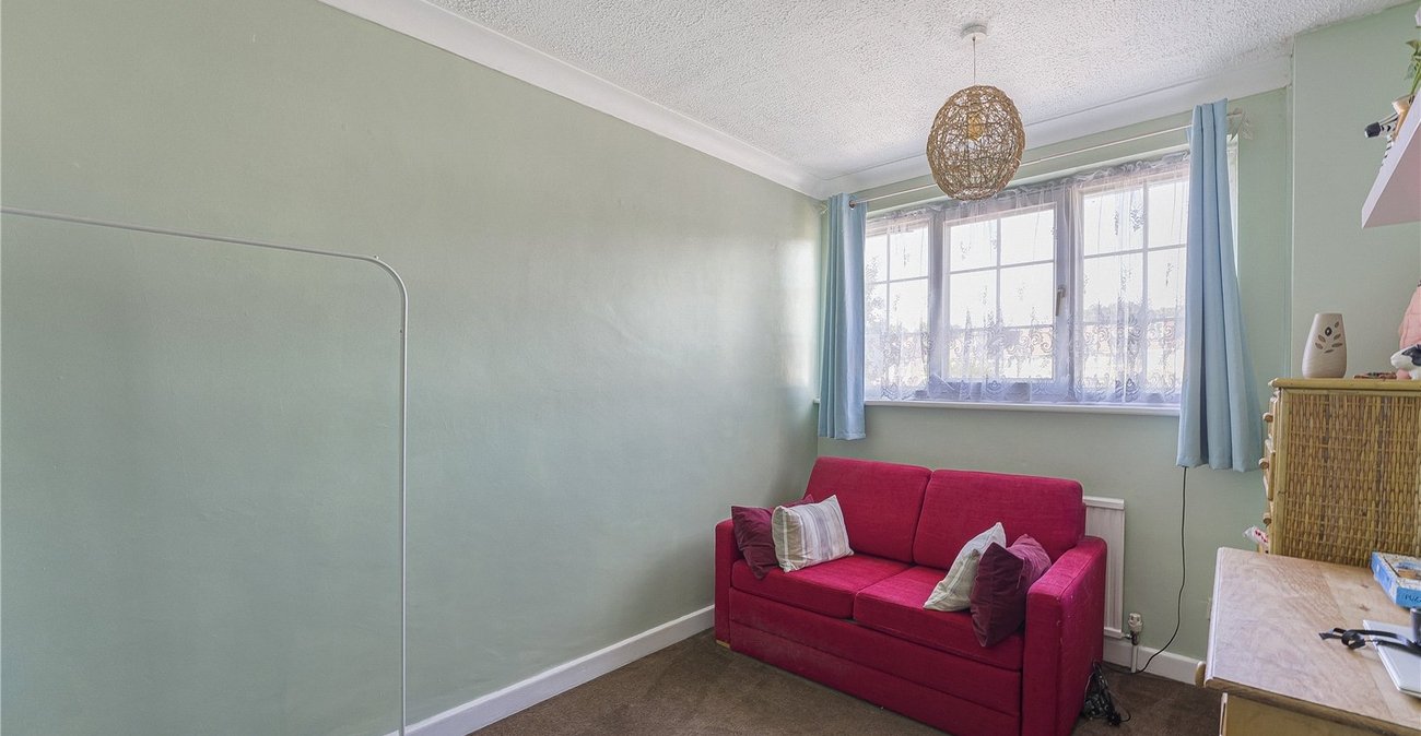 2 bedroom house for sale in Sidcup | Robinson Jackson