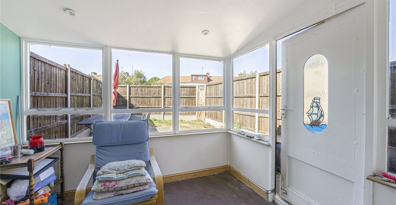 2 bedroom house for sale in Sidcup | Robinson Jackson