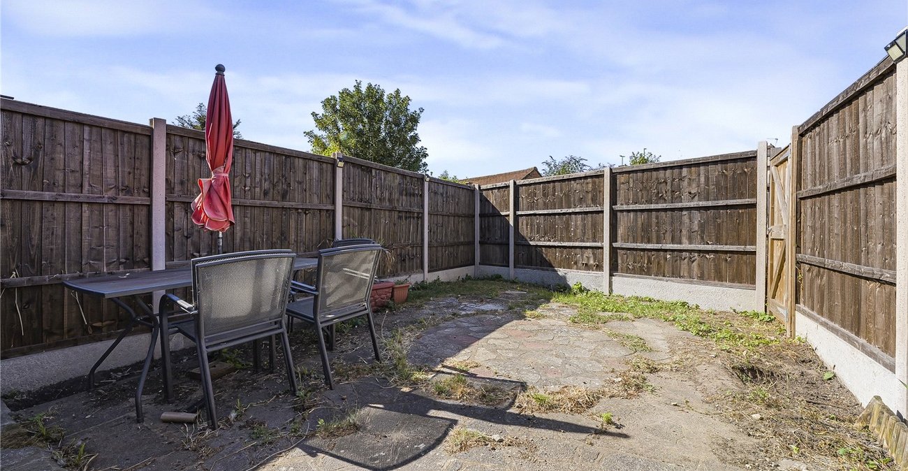 2 bedroom house for sale in Sidcup | Robinson Jackson