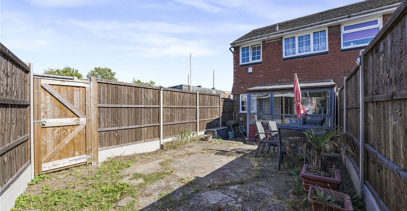 2 bedroom house for sale in Sidcup | Robinson Jackson