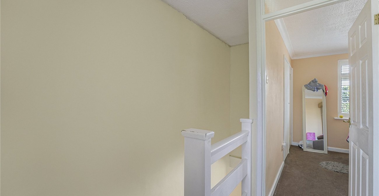2 bedroom house for sale in Sidcup | Robinson Jackson