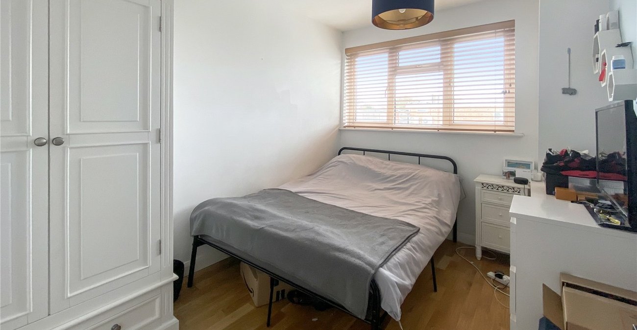 2 bedroom house for sale in Sidcup | Robinson Jackson