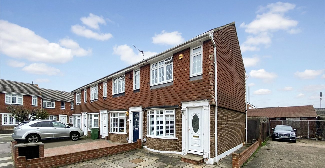 2 bedroom house for sale in Sidcup | Robinson Jackson