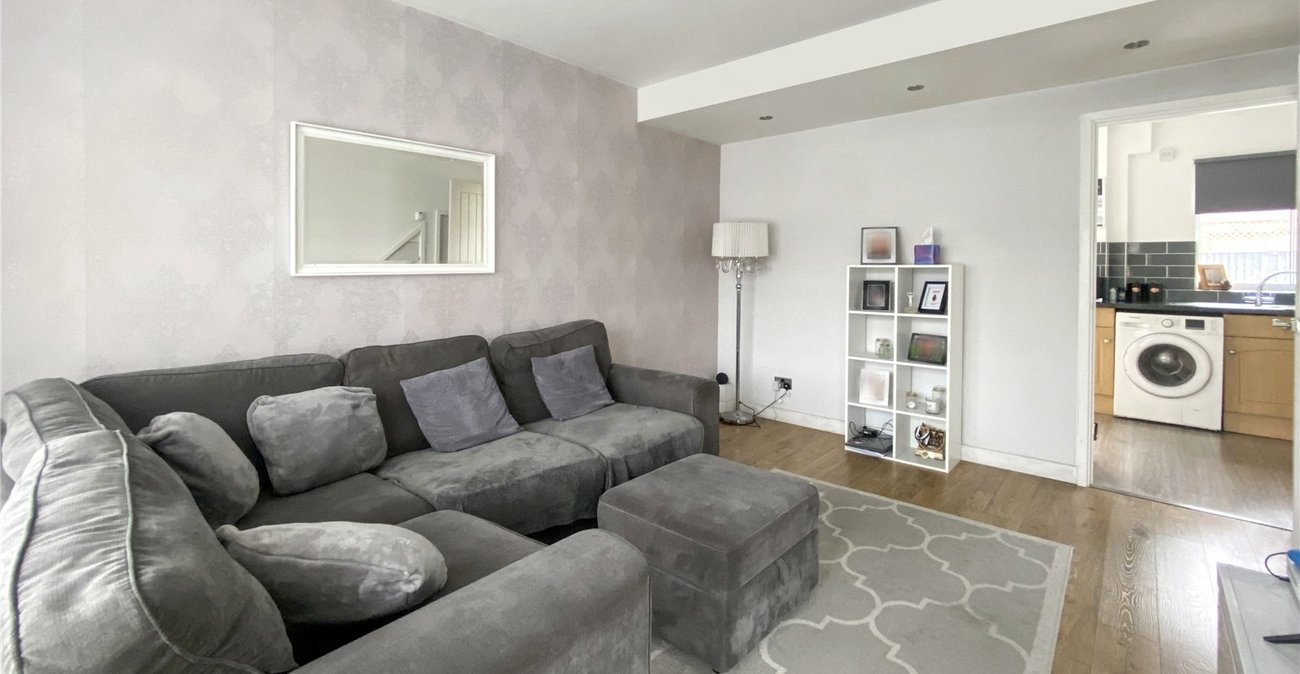 2 bedroom house for sale in Sidcup | Robinson Jackson