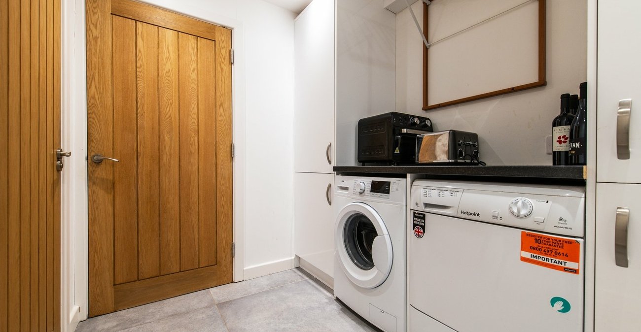 4 bedroom house for sale in Gravesend | Robinson Michael & Jackson