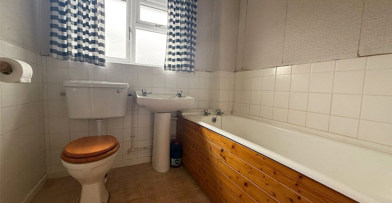 3 bedroom house for sale in Gravesend | Robinson Michael & Jackson