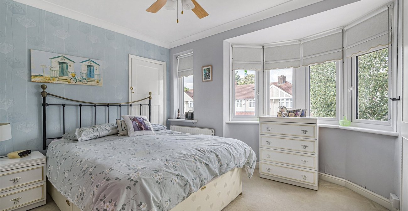 3 bedroom house for sale in Welling | Robinson Jackson