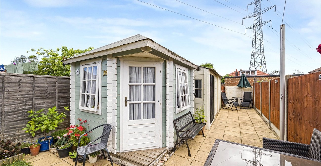 3 bedroom house for sale in Welling | Robinson Jackson