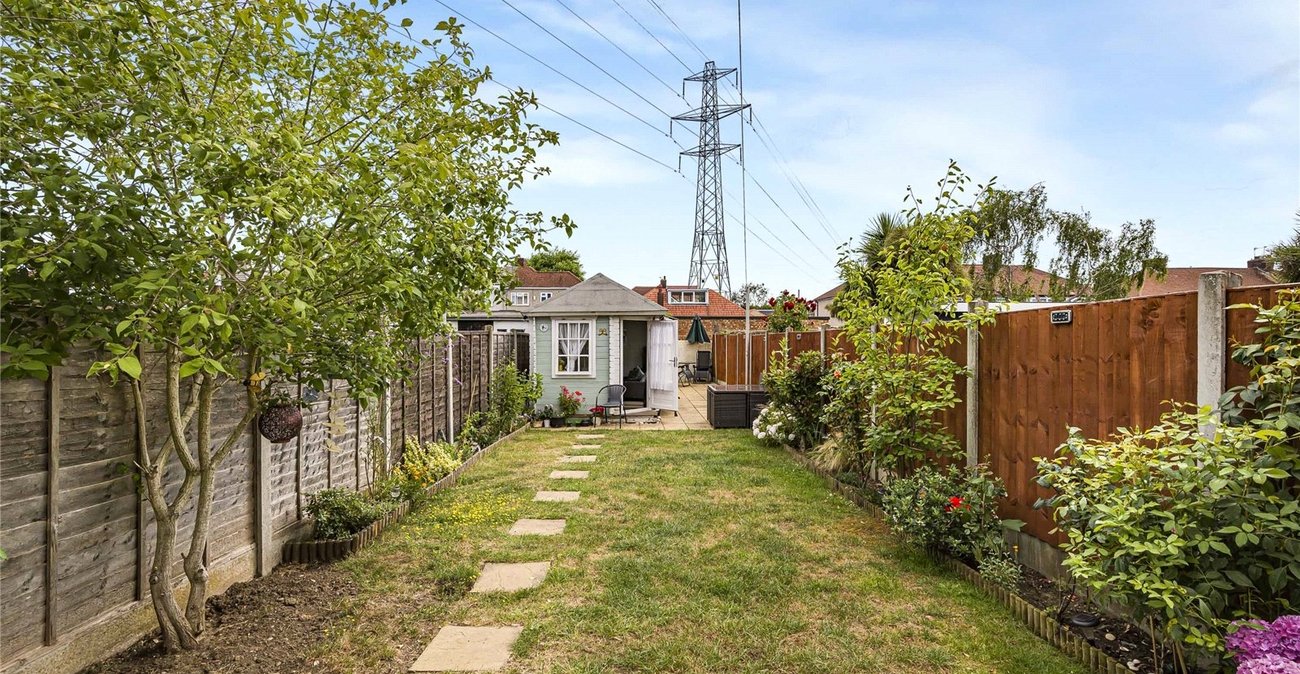 3 bedroom house for sale in Welling | Robinson Jackson