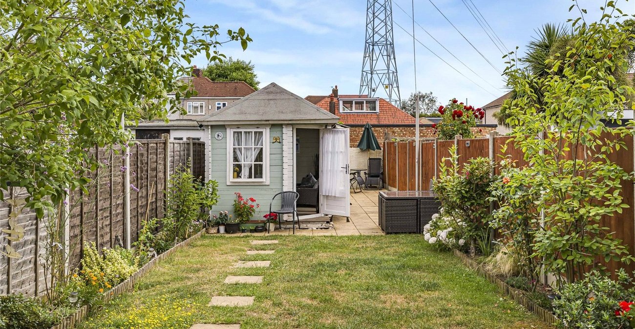 3 bedroom house for sale in Welling | Robinson Jackson