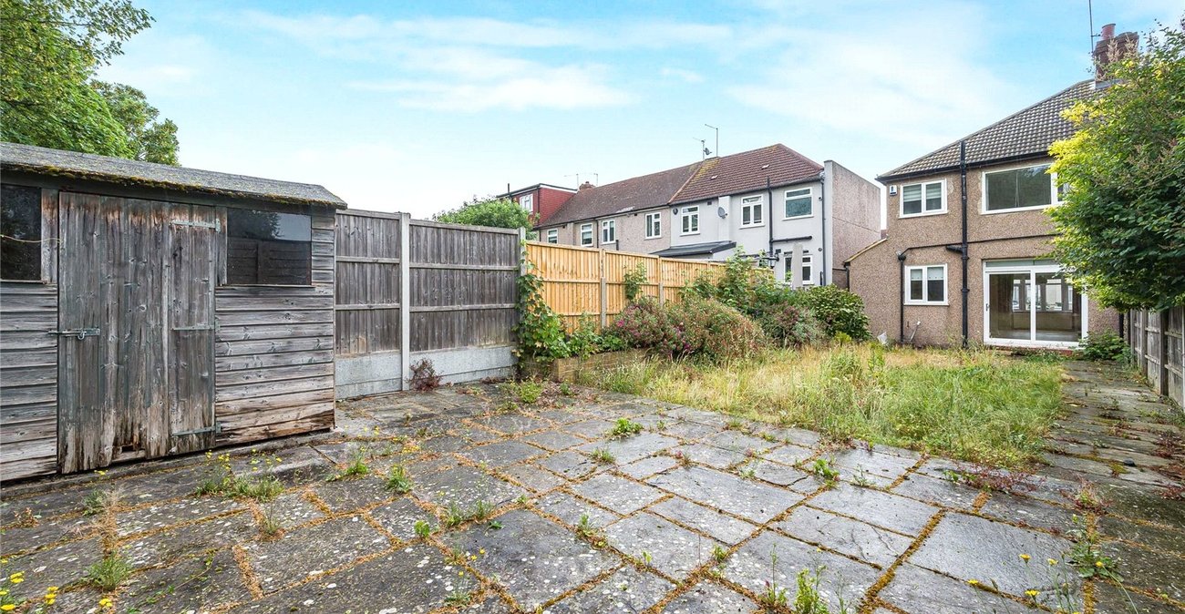 3 bedroom house for sale in Welling | Robinson Jackson