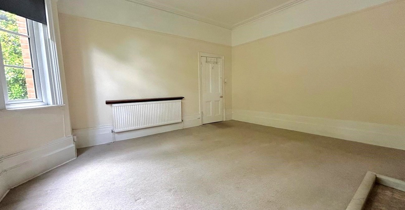 3 bedroom property for sale in Bromley | Robinson Jackson