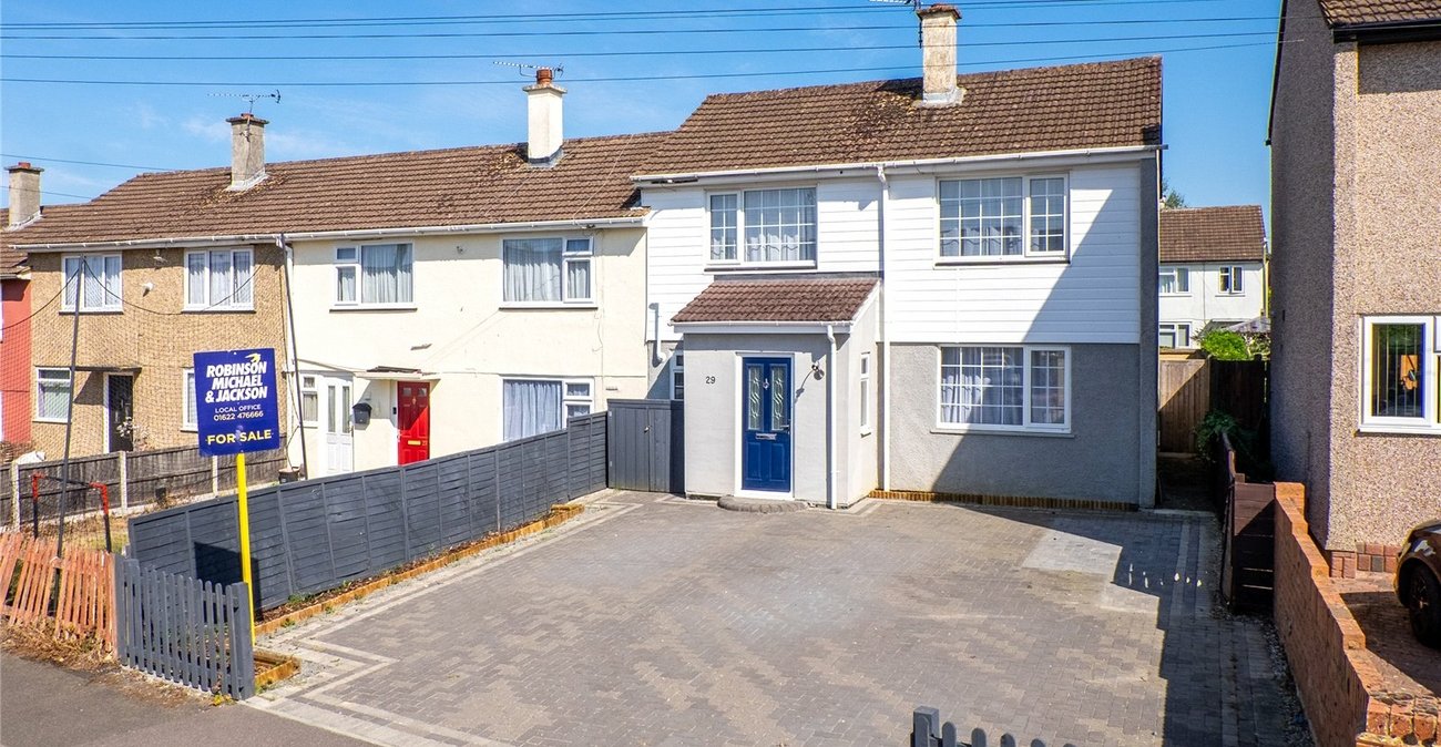 3 bedroom house for sale in Maidstone | Robinson Michael & Jackson