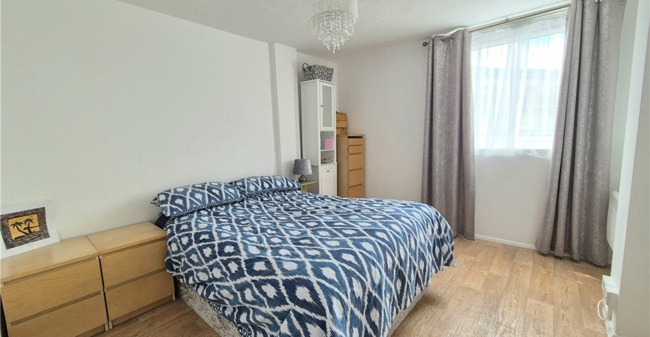 2 bedroom property for sale in Orpington | Robinson Jackson