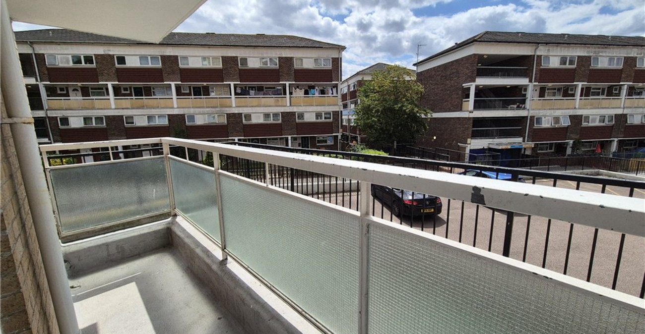 2 bedroom property for sale in Orpington | Robinson Jackson