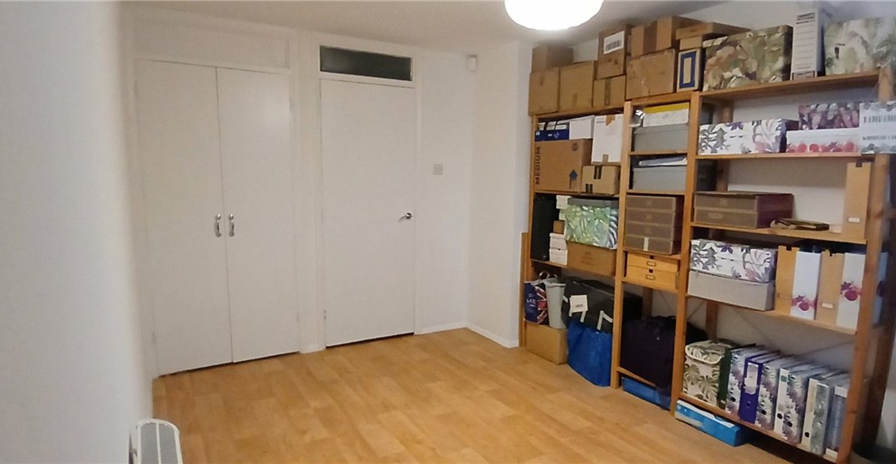 2 bedroom property for sale in Orpington | Robinson Jackson