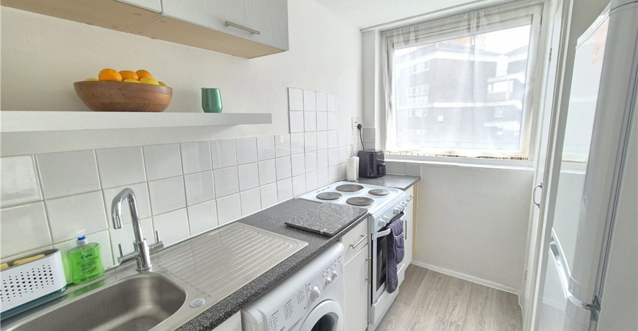 2 bedroom property for sale in Orpington | Robinson Jackson