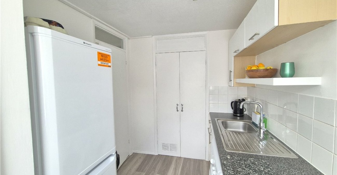 2 bedroom property for sale in Orpington | Robinson Jackson