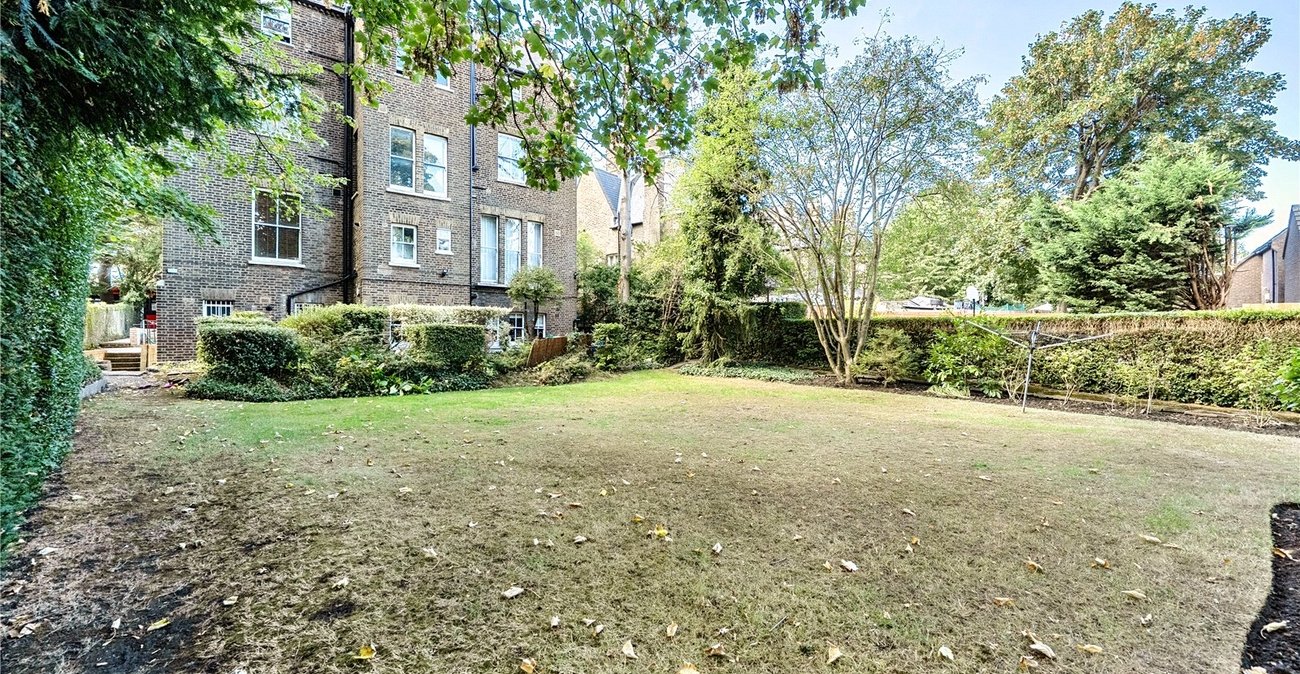 1 bedroom property for sale in Sydenham | Robinson Jackson