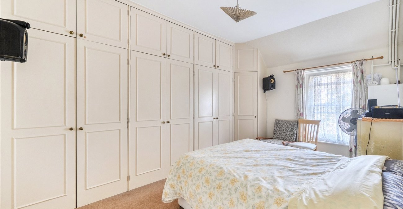 1 bedroom property for sale in Sydenham | Robinson Jackson