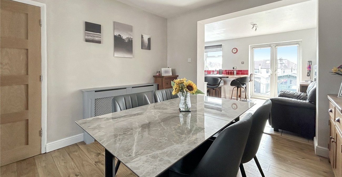 3 bedroom house for sale in South Welling | Robinson Jackson