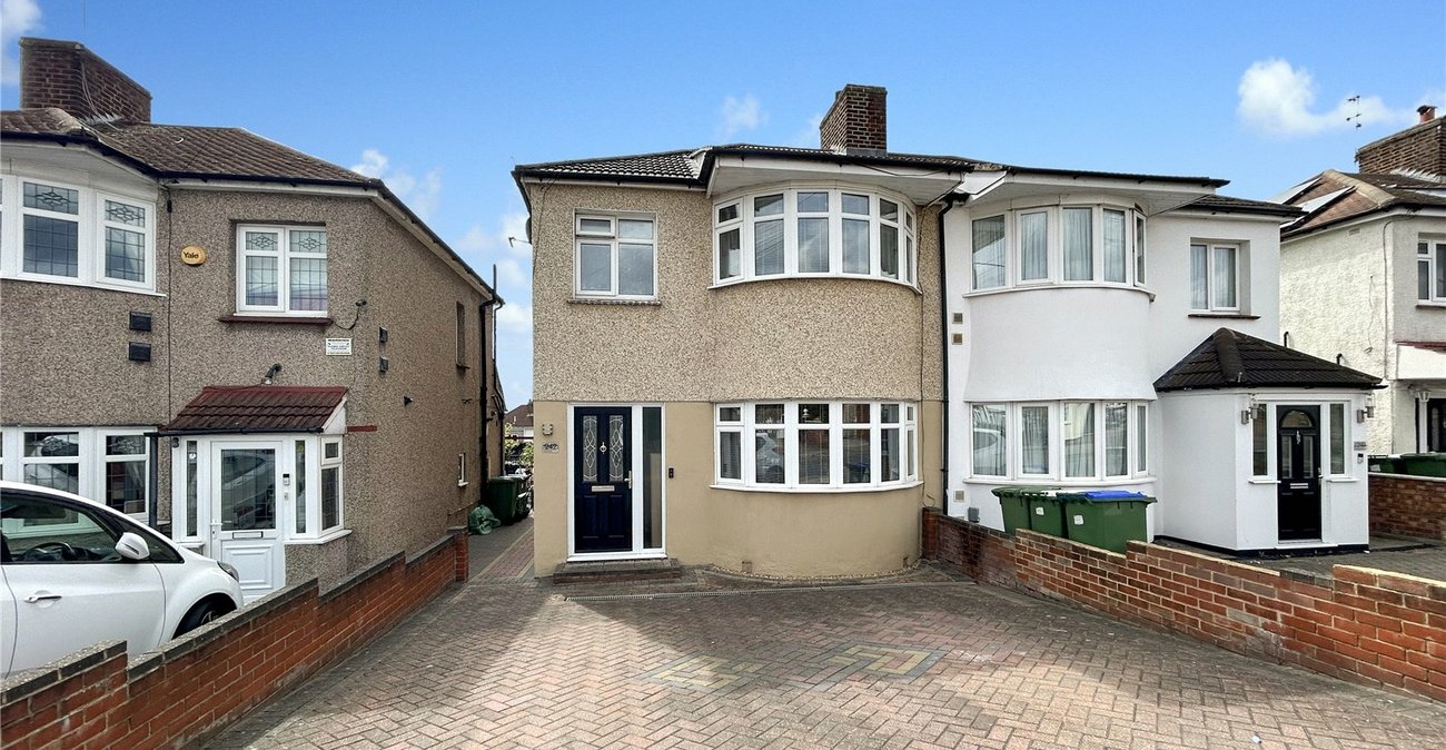 3 bedroom house for sale in South Welling | Robinson Jackson