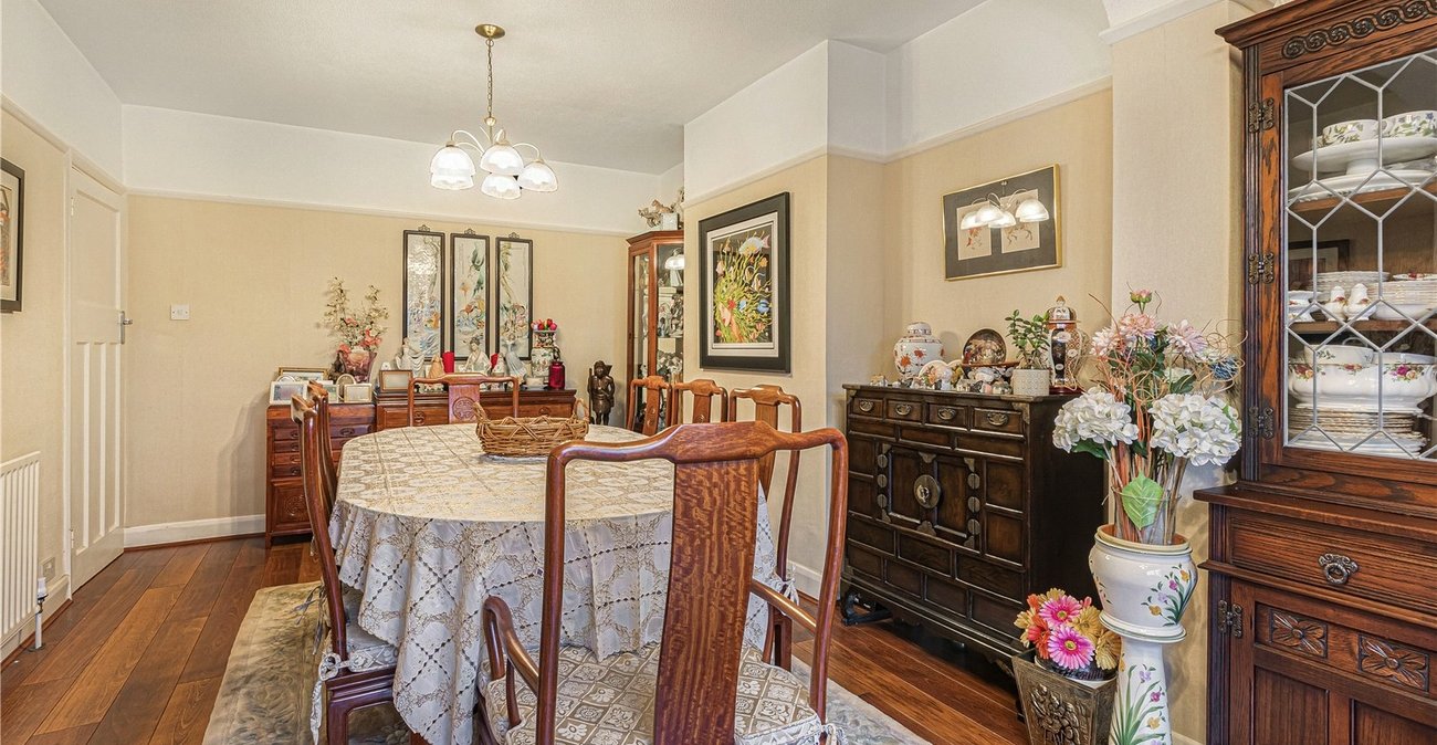 4 bedroom house for sale in South Welling | Robinson Jackson