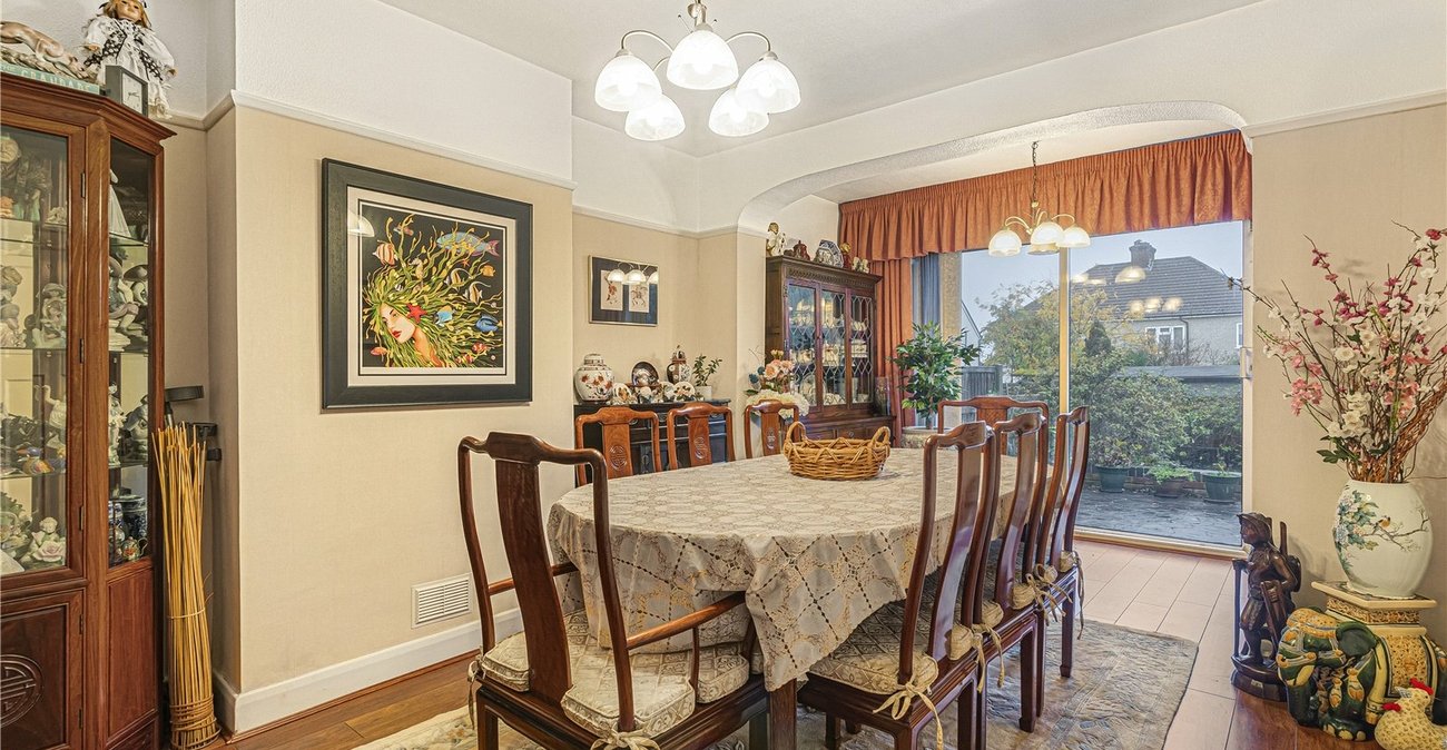 4 bedroom house for sale in South Welling | Robinson Jackson