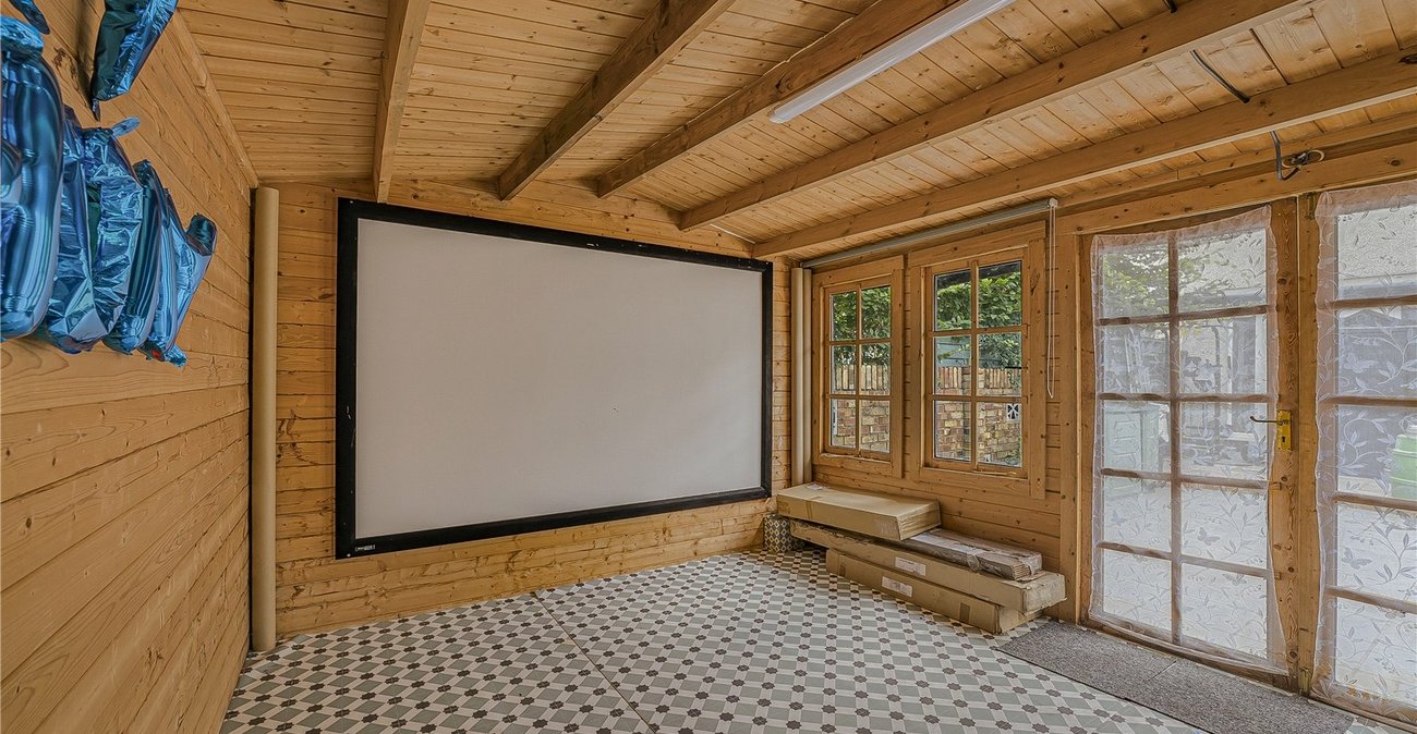 5 bedroom house for sale in South Welling | Robinson Jackson