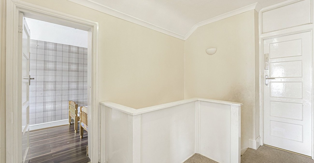 5 bedroom house for sale in South Welling | Robinson Jackson