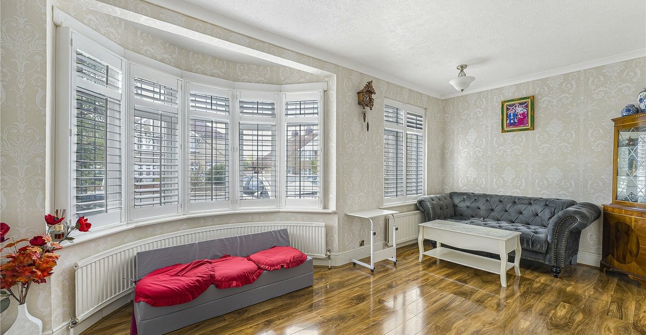 5 bedroom house for sale in South Welling | Robinson Jackson