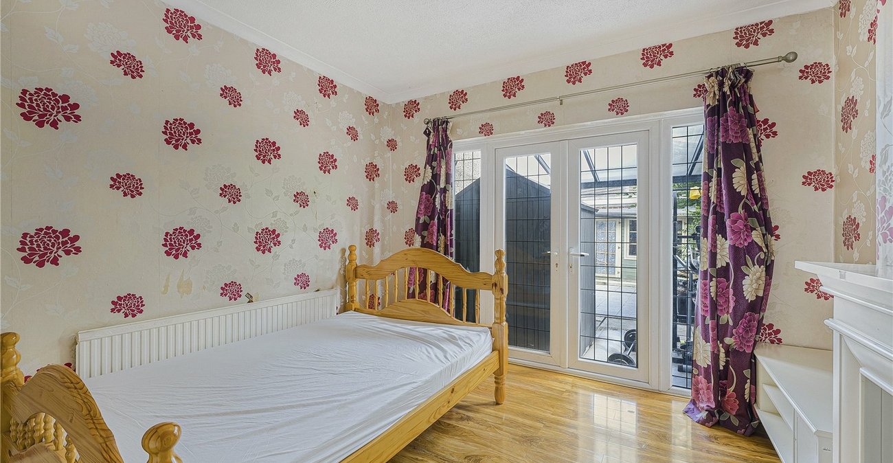 5 bedroom house for sale in South Welling | Robinson Jackson