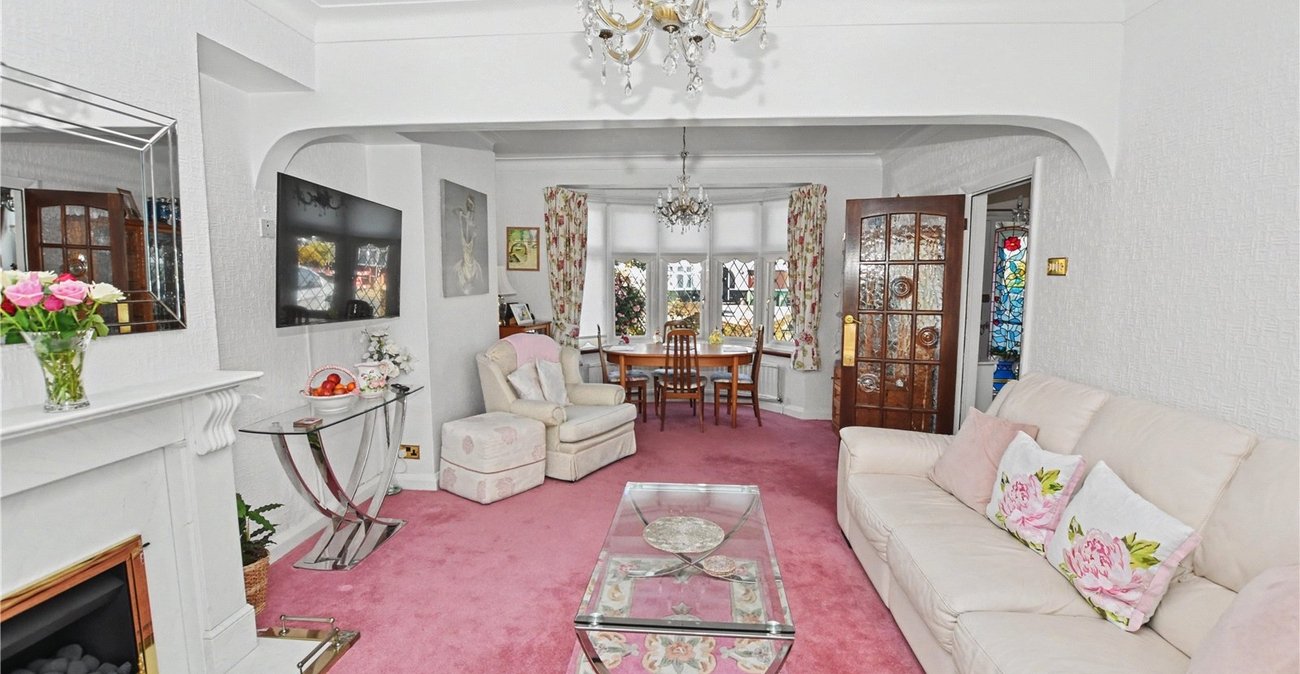 3 bedroom house for sale in South Welling | Robinson Jackson