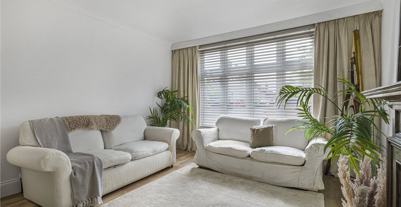3 bedroom house for sale in South Welling | Robinson Jackson