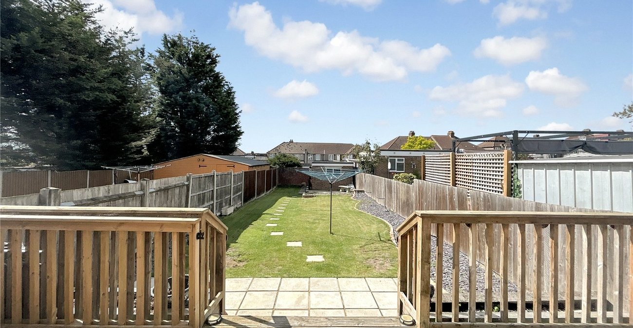 2 bedroom house for sale in Welling | Robinson Jackson