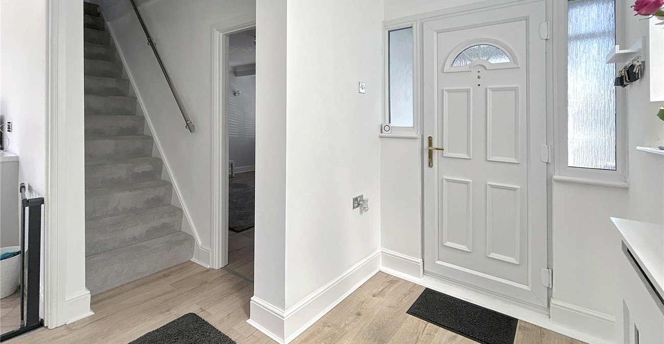 2 bedroom house for sale in Welling | Robinson Jackson